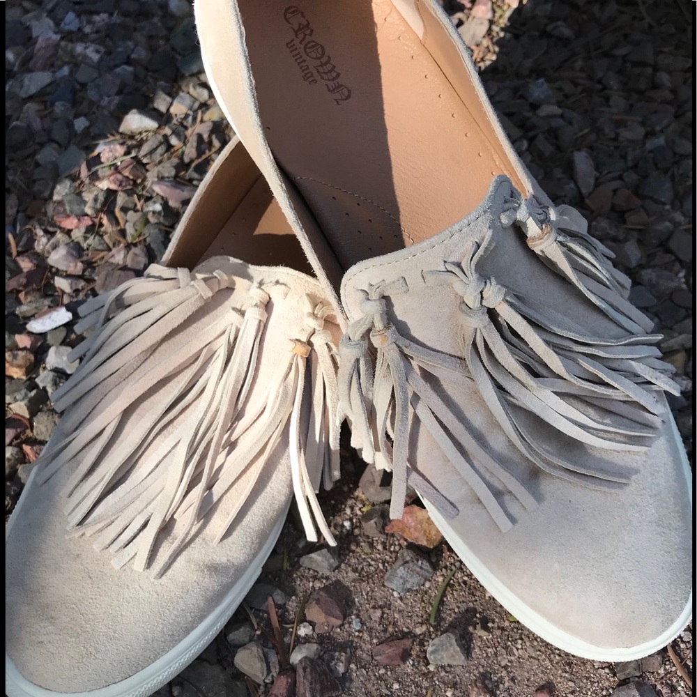 CROWN VINTAGE FUN FRINGED SUEDE TENNYS